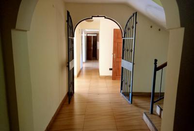 4 Bed Townhouse with En Suite in Runda