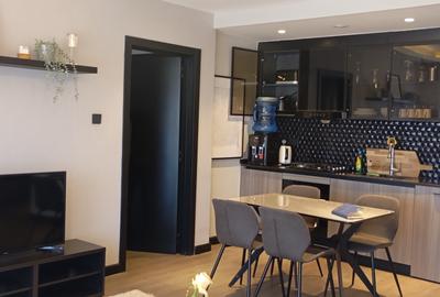 Serviced 2 Bed Apartment with En Suite at Lantana Road - 2