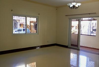 4 Bed Villa with En Suite in Nyali Area - 2