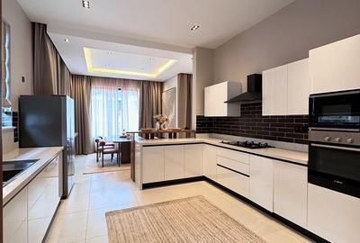 4 Bed House with En Suite in Westlands Area - 4