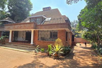 4 Bed House with En Suite in Muthaiga