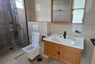 3 Bed Apartment with En Suite in Parklands