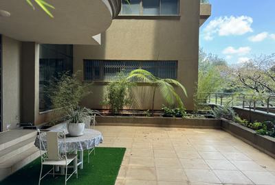 Furnished 3 Bed Apartment with En Suite in Parklands