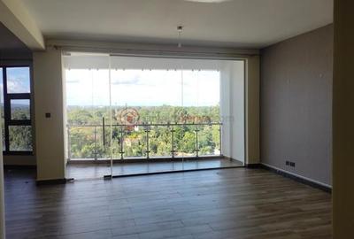 4 Bed Apartment with En Suite in Westlands Area