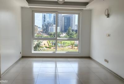 1 Bed Apartment with En Suite at Sports Road - 4