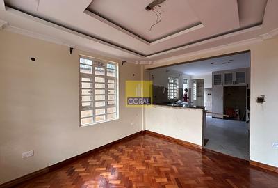 4 Bed House in Thika Road - 4