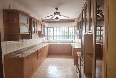 4 Bed Villa with En Suite at Laikipia Road - 4
