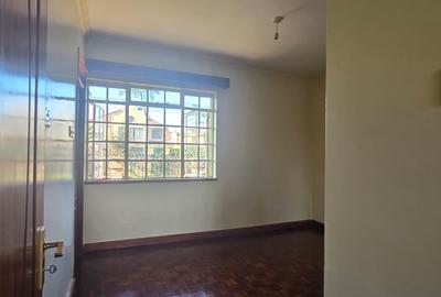 4 Bed Townhouse with En Suite in Kiambu Road