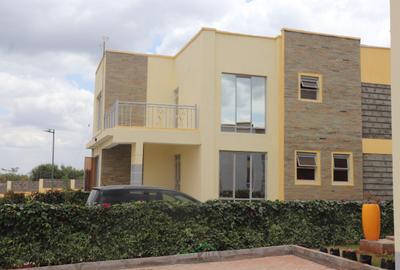 4 Bed House with En Suite at Malaa