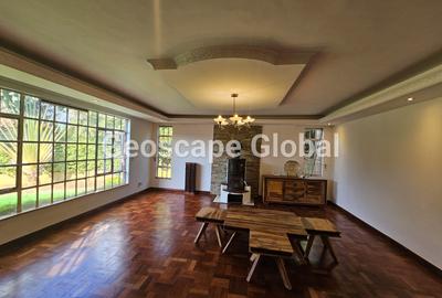 4 Bed House with En Suite in Runda