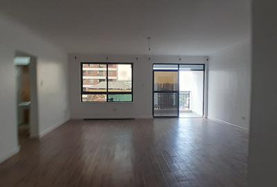 3 Bed Apartment with En Suite at Lavington - 3