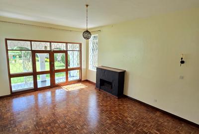 4 Bed House with En Suite in Runda - 4