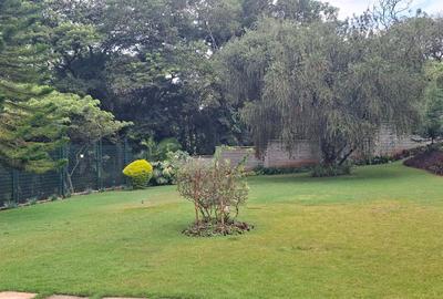 5 Bed House with En Suite in Kitisuru - 3