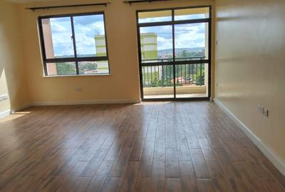 2 Bed Apartment with En Suite in Lavington