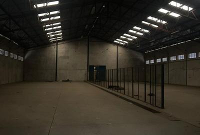 40,000 ft² Warehouse with Backup Generator in Mombasa Road - 3