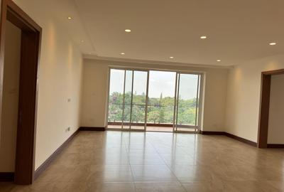 3 Bed Apartment with En Suite in Parklands