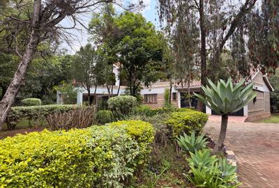 4 Bed House with En Suite in Karen - 2