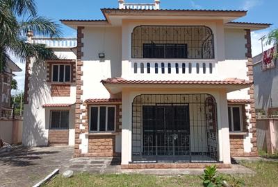 4 Bed Villa with En Suite in Shanzu