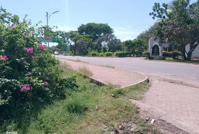Land in Diani - 4