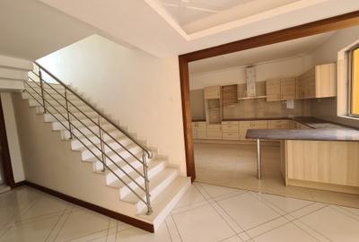 4 Bed Apartment with En Suite in Nyali Area