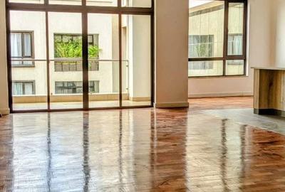 2 Bed Apartment with En Suite in Kilimani - 4