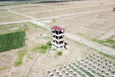 5,000 ft² Land at Along Konza Bypass