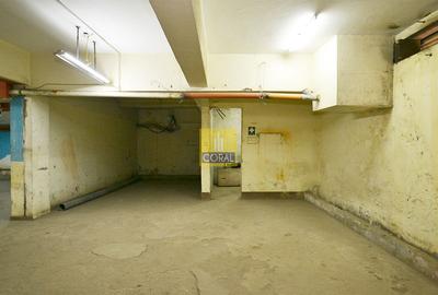 Office in Industrial Area - 4