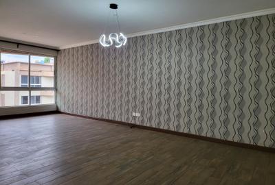 4 Bed Apartment with En Suite in General Mathenge - 2