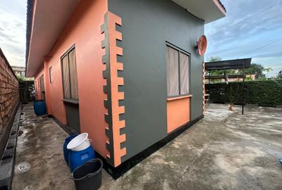 3 Bed Townhouse with En Suite at Vescon - 4