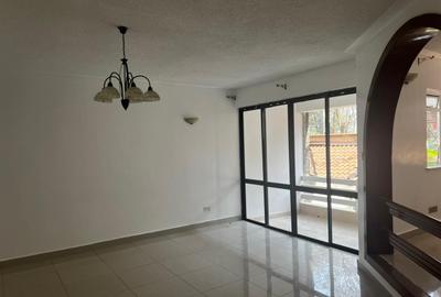 4 Bed Townhouse with En Suite at James Gichuru Road - 2
