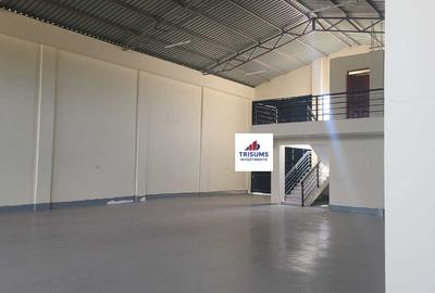 3,500 ft² Warehouse with Fibre Internet in Eastern ByPass - 3
