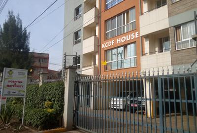 633 ft² Office with Service Charge Included at Kcdf House