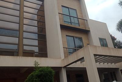 4 Bed Townhouse with En Suite in Kileleshwa