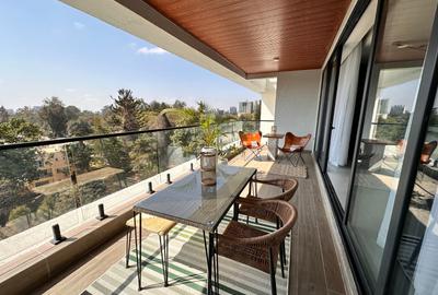 3 Bed Apartment with En Suite in Spring Valley