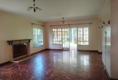 5 Bed Townhouse with Garden in Lavington