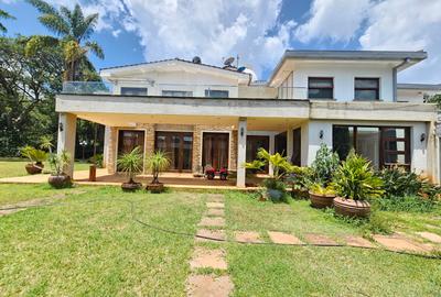 6 Bed House with En Suite in Kitisuru