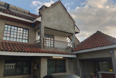 5 Bed House with En Suite in Syokimau