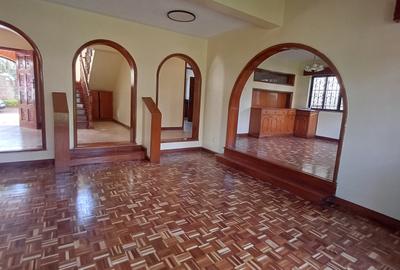 4 Bed Townhouse in Westlands Area - 3