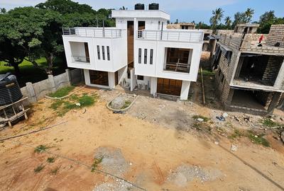 3 Bed Townhouse with En Suite at Mtwapa