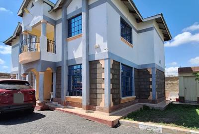 4 Bed House with En Suite at Joska