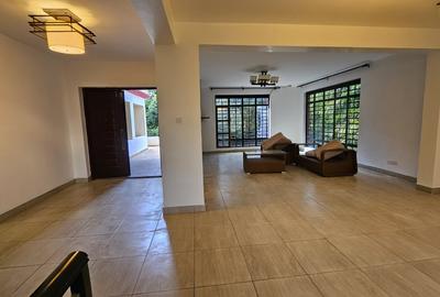 4 Bed Townhouse with En Suite in Kiambu Road - 2