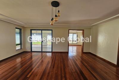 5 Bed House with En Suite in Loresho