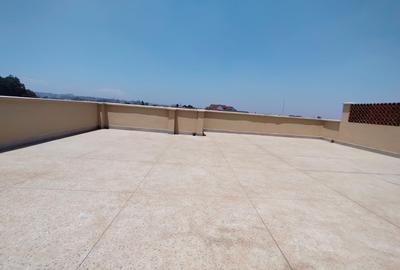 2 Bed Apartment with En Suite in Naivasha Road - 4