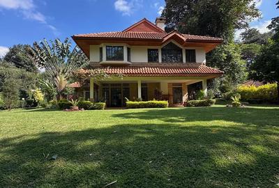 5 Bed Townhouse with En Suite in Rosslyn