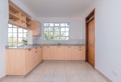 3 Bed Apartment with En Suite in Lavington - 2
