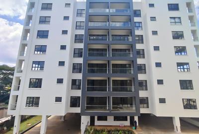 1 Bed Apartment with En Suite in Lavington