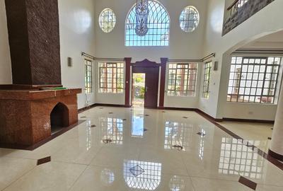 5 Bed House with En Suite in Nyari - 4