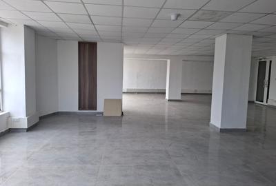 1,800 ft² Office with Service Charge Included in Westlands Area - 2