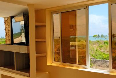 4 Bed Villa with En Suite in Kikambala - 2