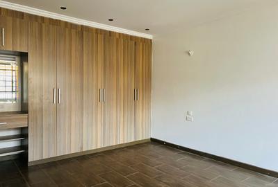 4 Bed Townhouse with En Suite at Ruiru - 4